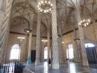 Salón Columnario de la Lonja de la Seda.JPG